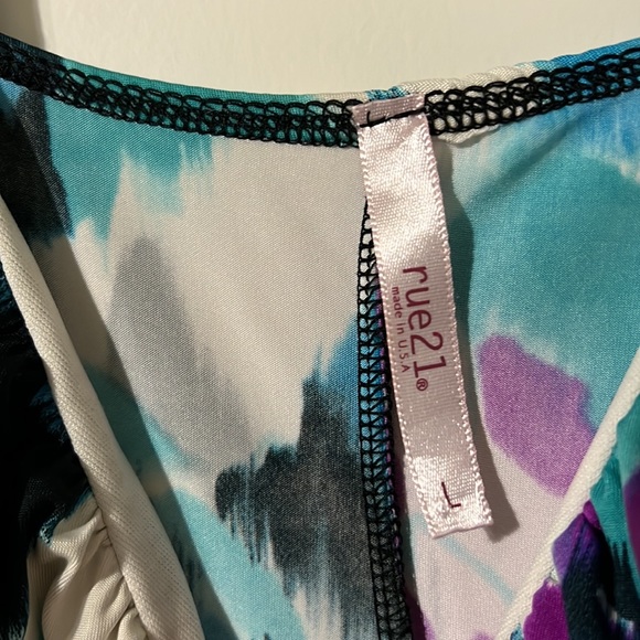 Summer blouse - Picture 4 of 4